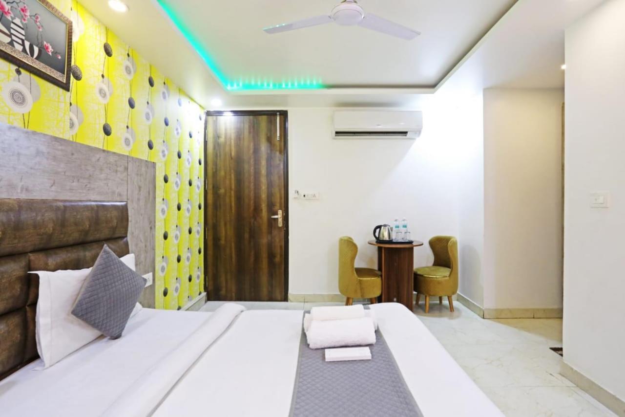 Hotel Broadway Near Delhi Airport New Delhi Buitenkant foto