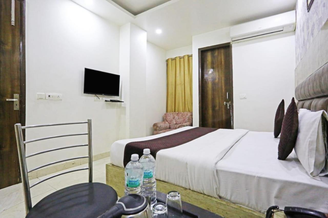 Hotel Broadway Near Delhi Airport New Delhi Buitenkant foto