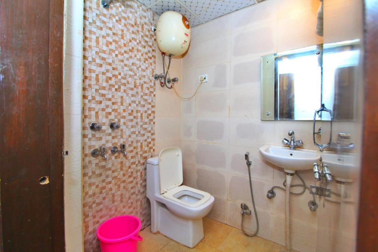 Hotel Broadway Near Delhi Airport New Delhi Buitenkant foto