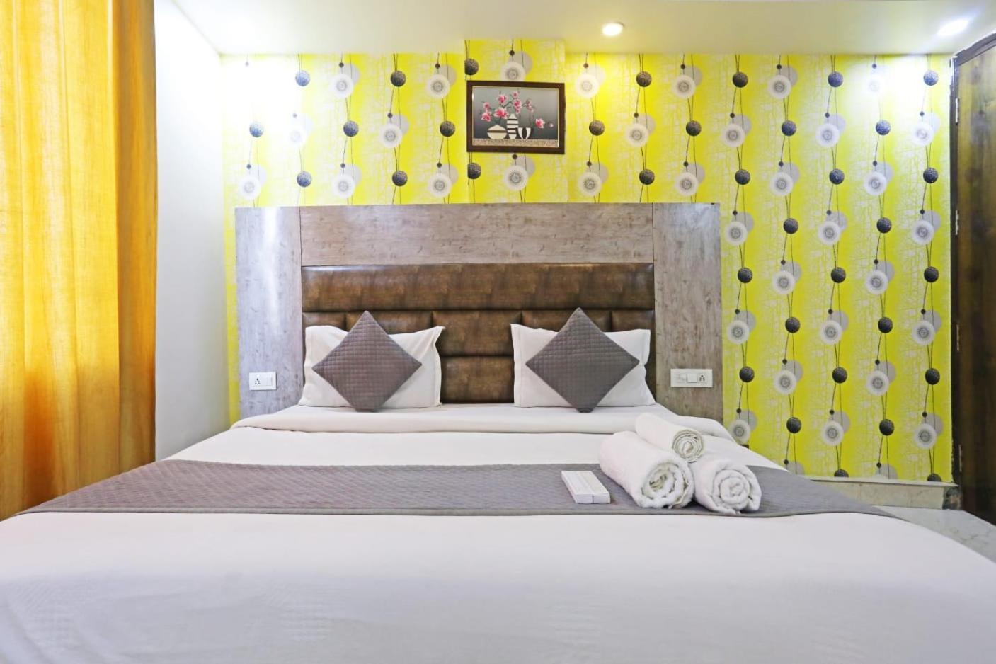 Hotel Broadway Near Delhi Airport New Delhi Buitenkant foto