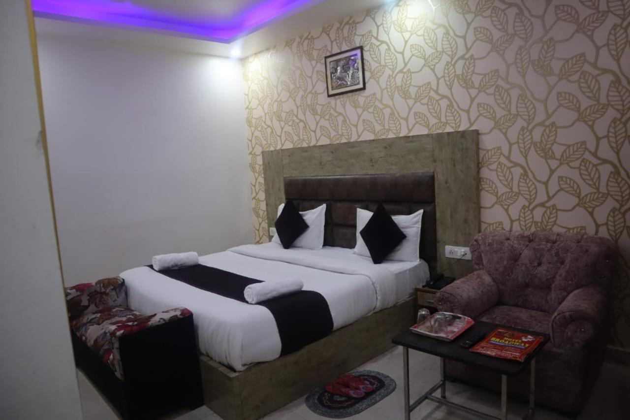 Hotel Broadway Near Delhi Airport New Delhi Buitenkant foto